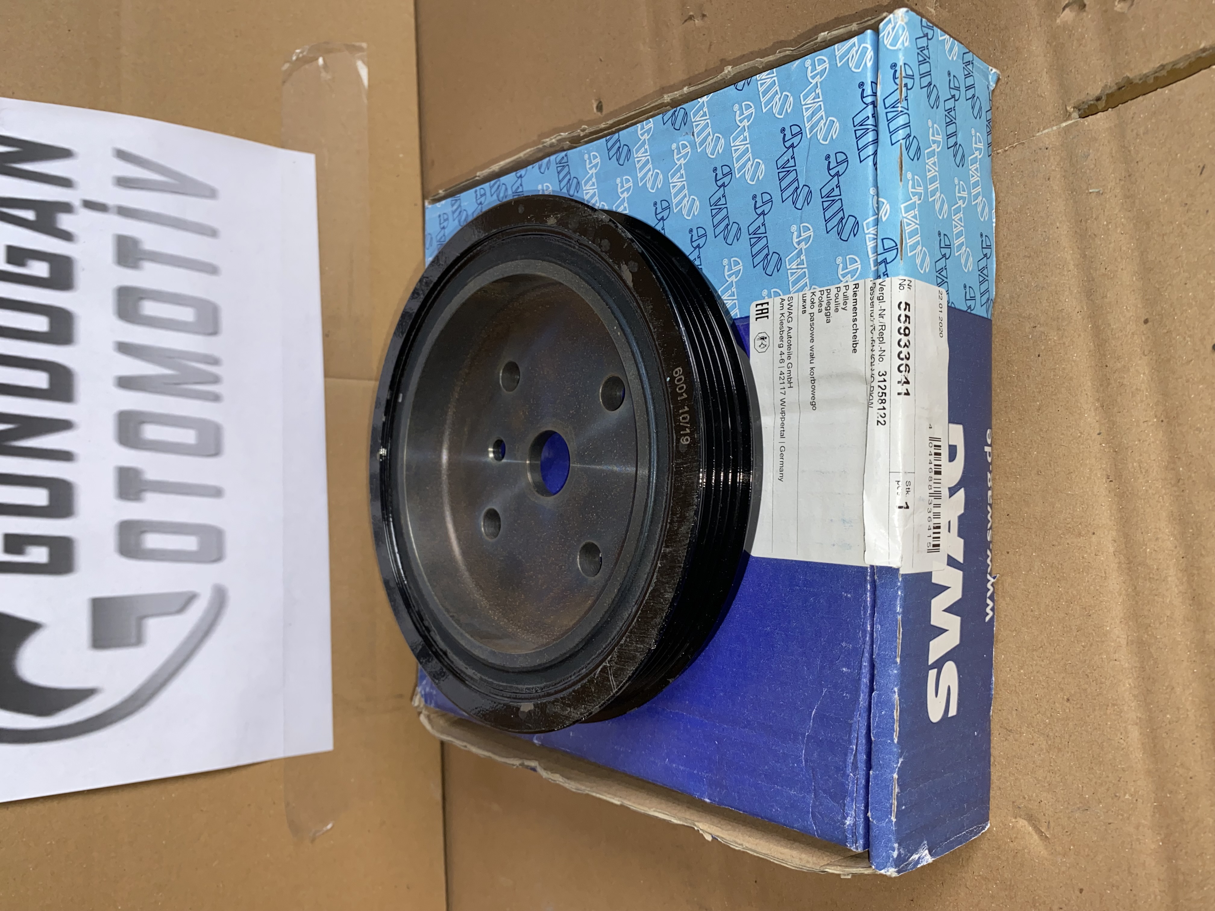 SWAG 55933641 KRANK KASNAK VOLVO S60 II 1014 S80 II 06 V60 06 V70 III 0710 XC60 0811 XC70 II 0711 30677464