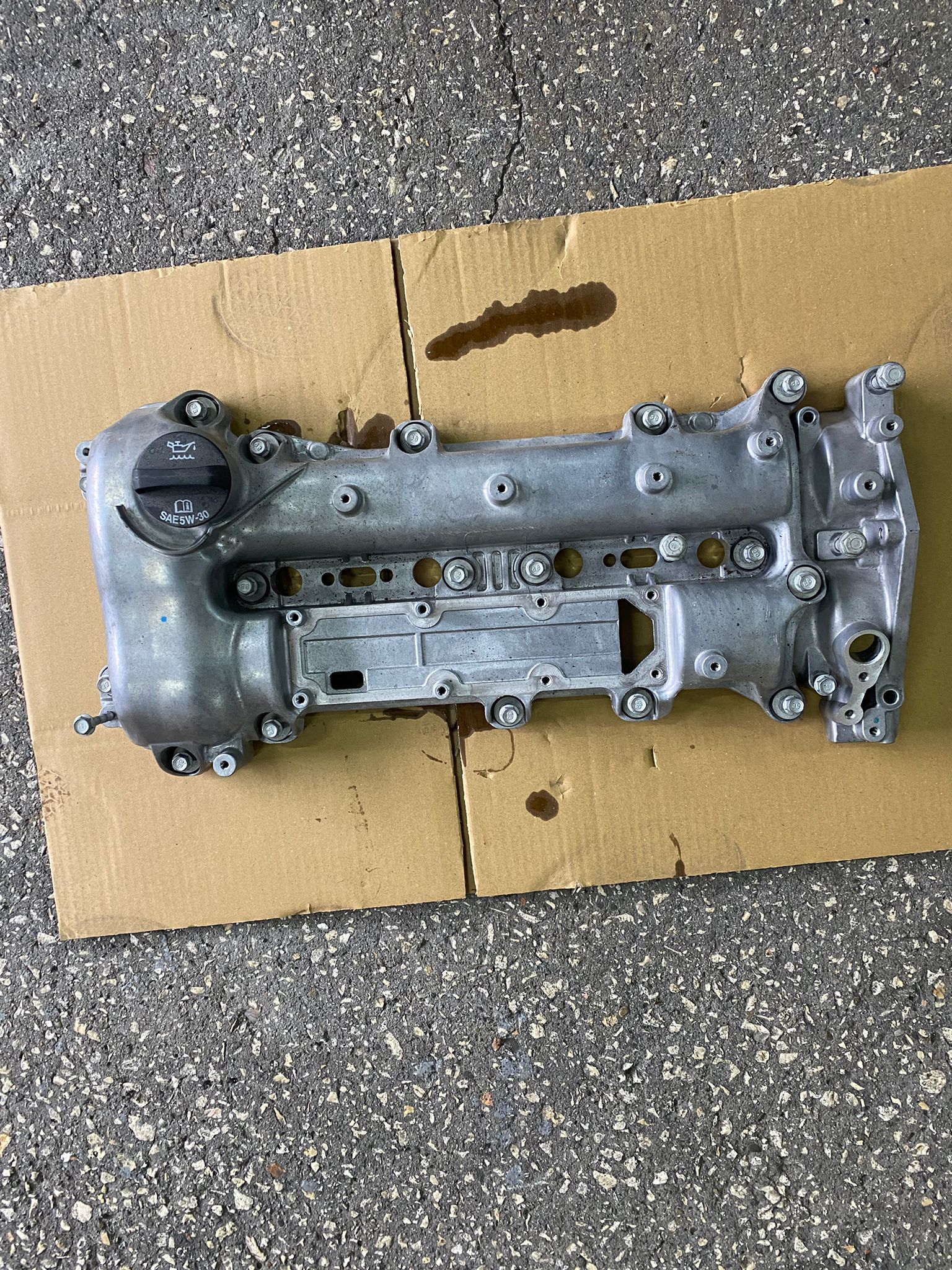 MOTOR ÜST KAPAĞI CAPTİVA CRUZE C140 2518659